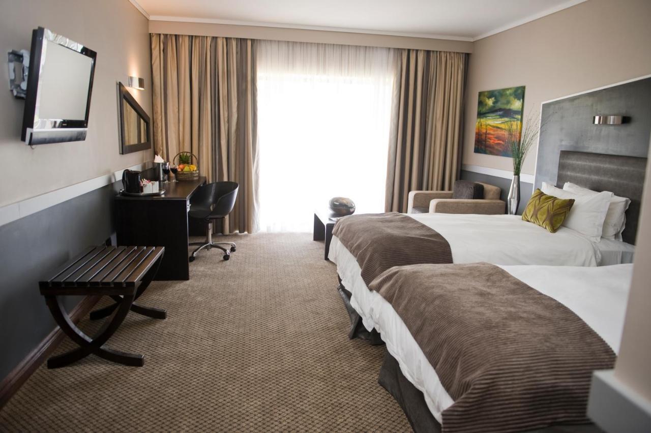 Black Mountain Leisure And Conference Hotel Groothoek Cameră foto
