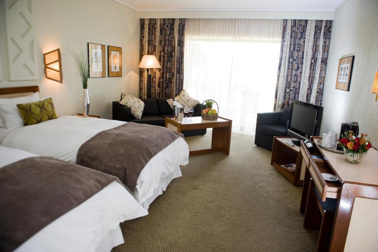 Black Mountain Leisure And Conference Hotel Groothoek Cameră foto